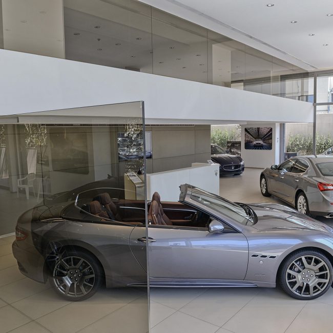 Nsanda Maserati DSC 0154 1900