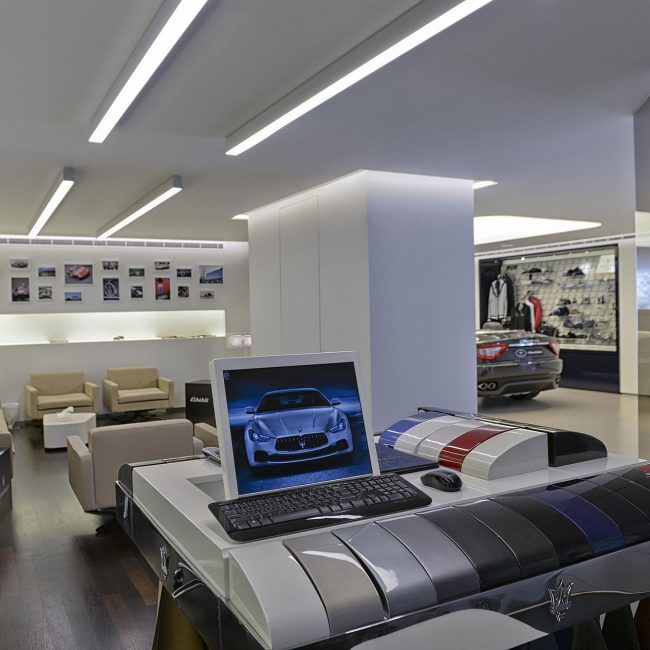 Nsanda Maserati DSC 0180 1900