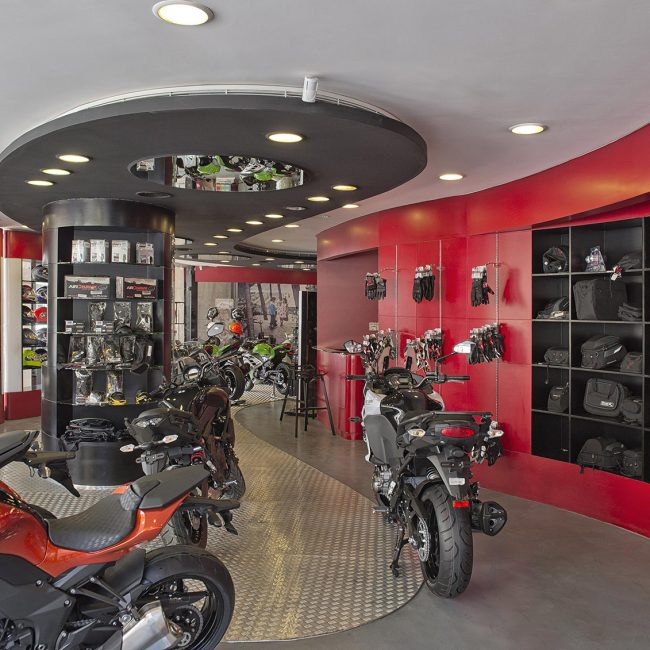 Nsanda Kawasaki DSC 3132 1700