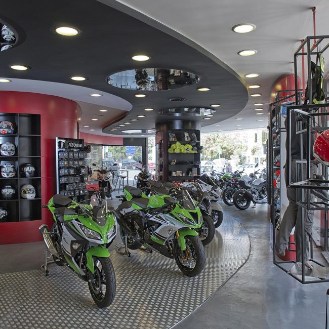 Nsanda Kawasaki DSC 3186 1700