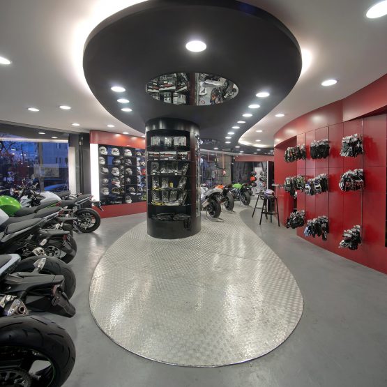 Nsanda Kawasaki DSC1044 1700