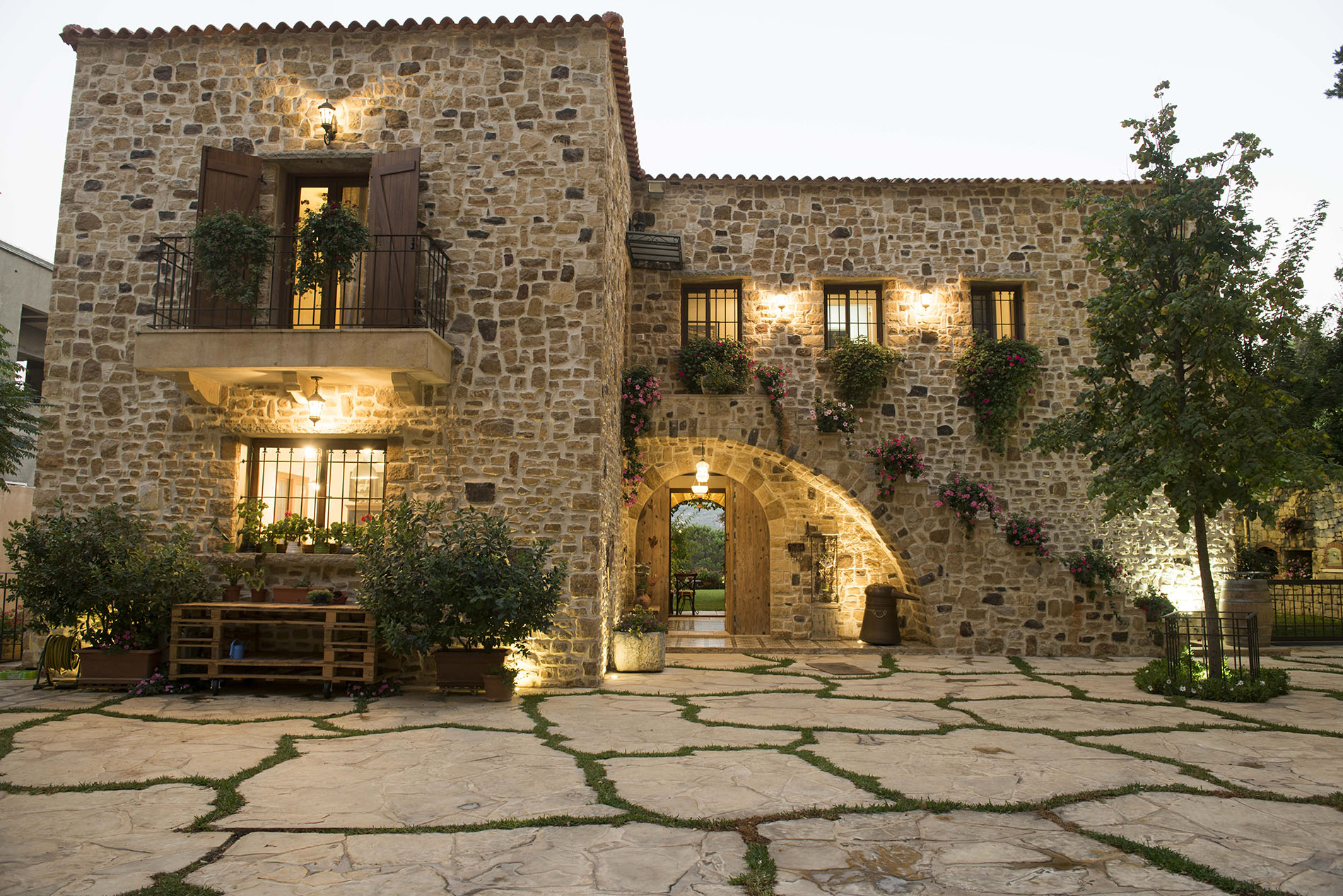 Nsanda Projects DSC8650 1900